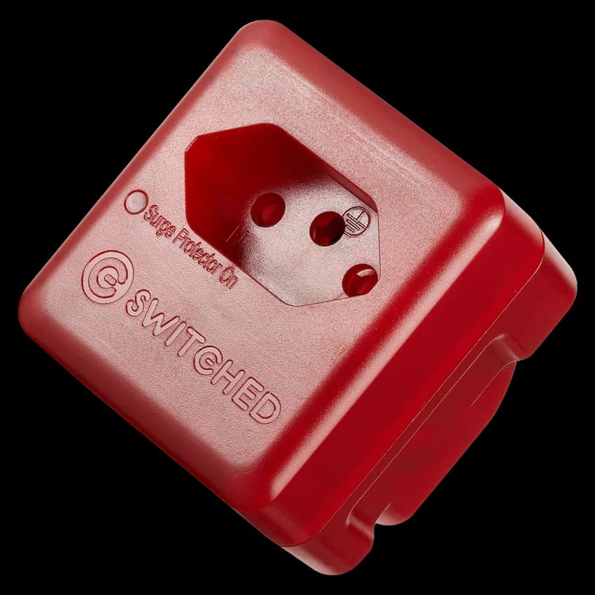 SWITCHED 1 Way High Surge Network Safe Adaptor