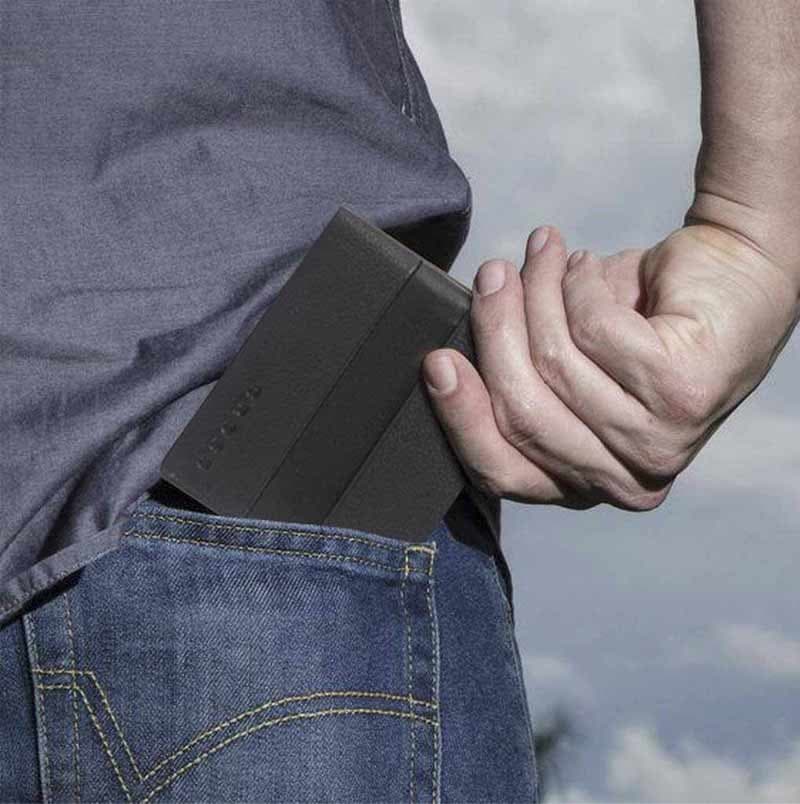 CROSS Chester Bi-Fold Leather Wallet with Coin Pocket