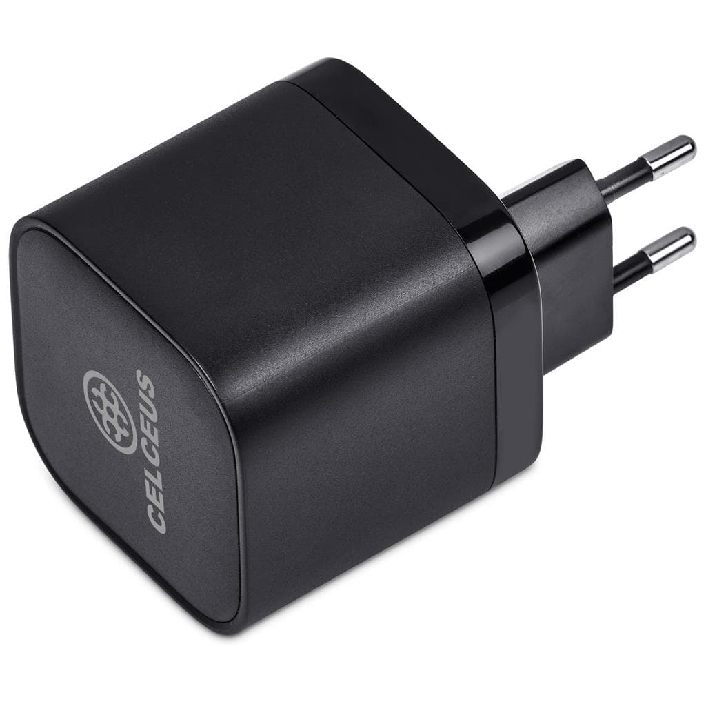 Alex Varga Salazar Fast Charge 65W PD Wall Charger thumbnail 9