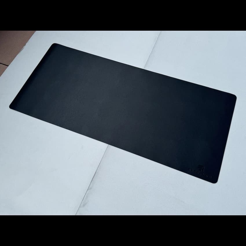 Everfurn Prime Faux Leather Desk Mat thumbnail 8