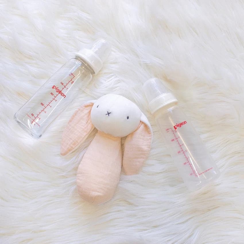 Pigeon Flexible Glass Bottle with Peristaltic Nipple 240ml