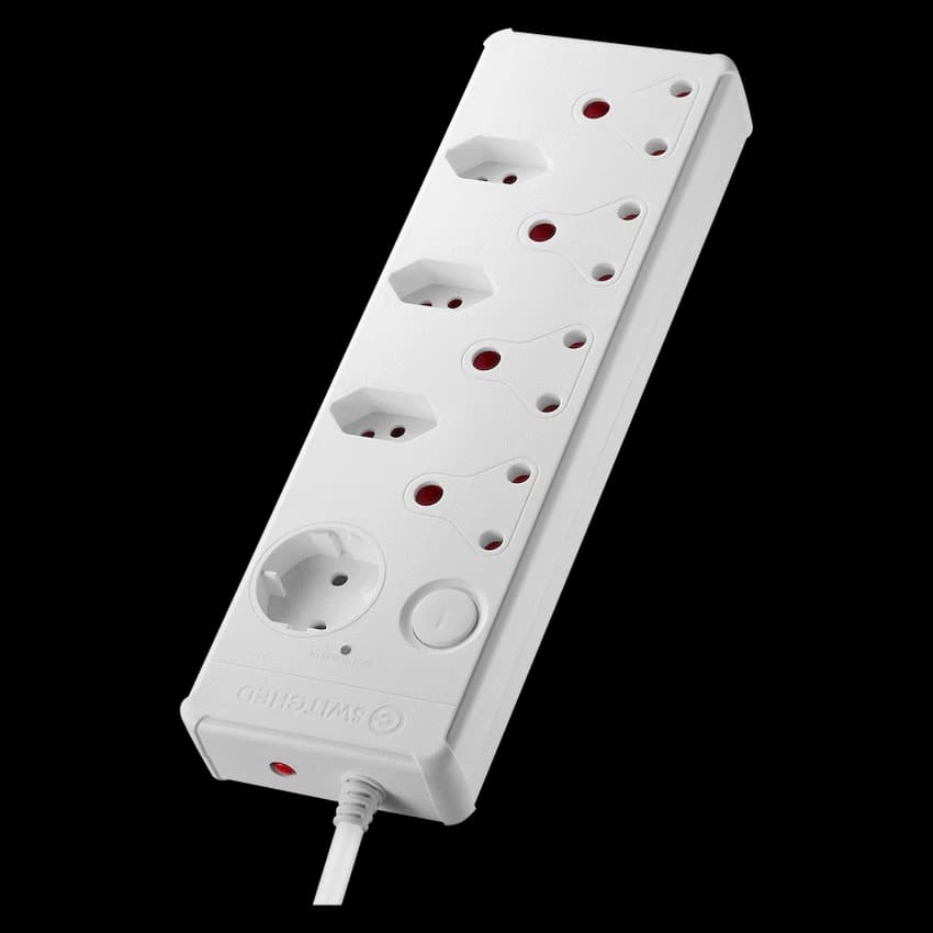 Switched Medium Surge 8-Way Multiplug 0.5m
